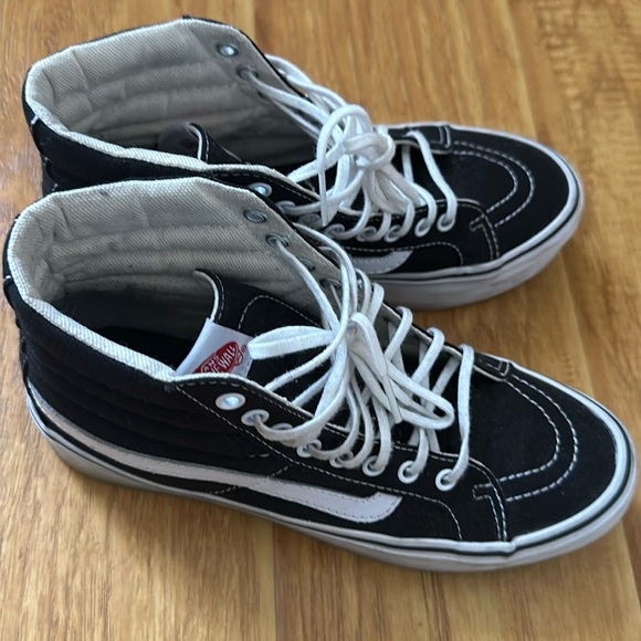 Vans Shoes - Picture 1 of 1